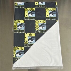 San Diego Comic Con Museum Black and Yellow Bandana